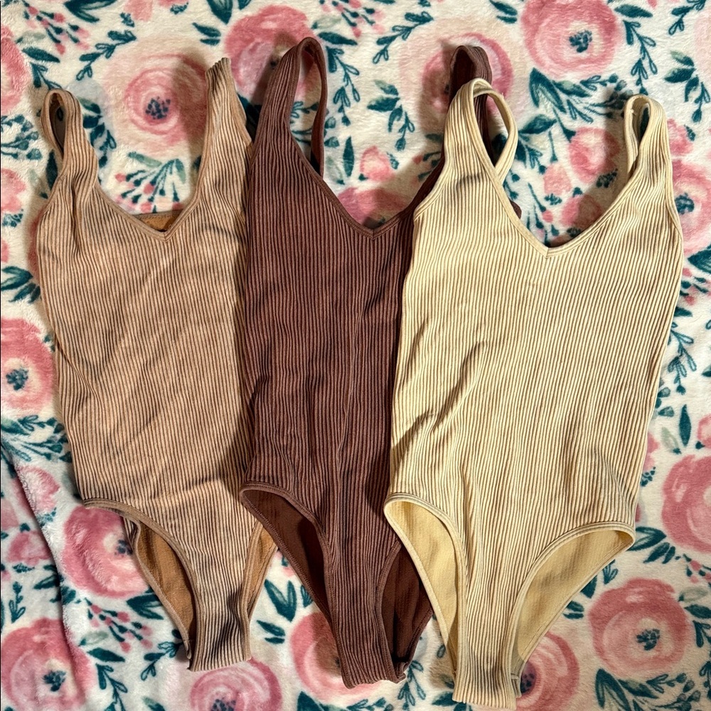 Aura Ribbed V-Neck Bodysuit Trio in Beige, Brown, Cream